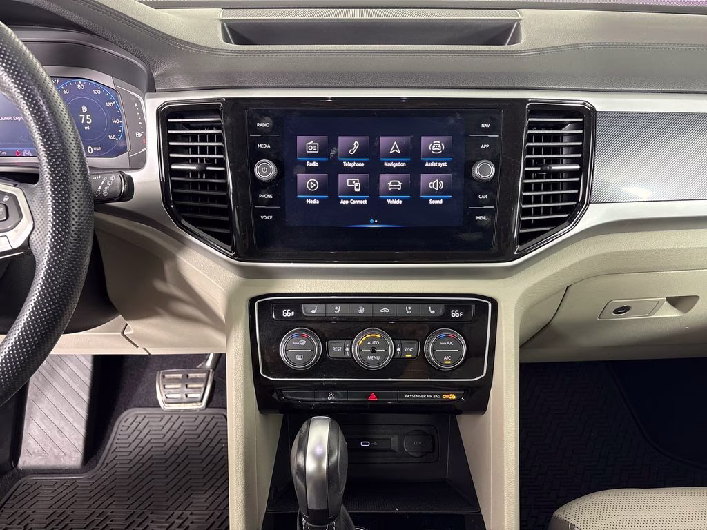 2021 Pure White Volkswagen Atlas 3.6L V6 SEL Premium R-Line AWD SUV