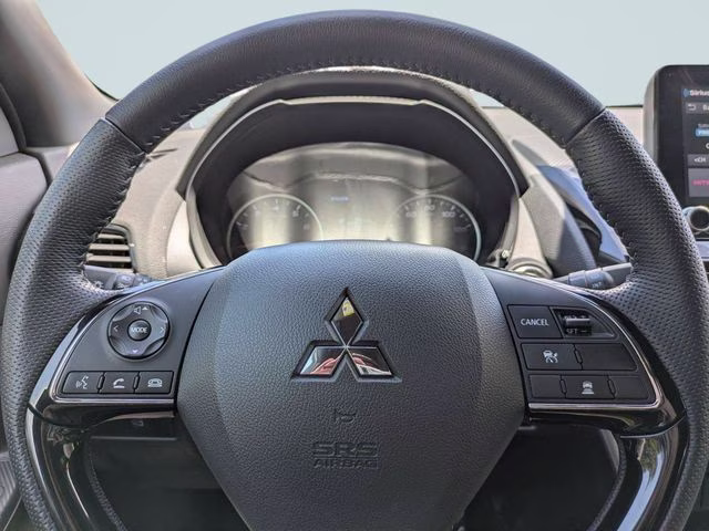 2025 Mercury Gray Metallic Mitsubishi Eclipse Cross Black Edition 4X4 SUV