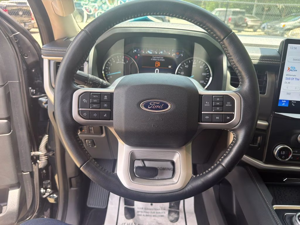 2023 Blue Metallic Ford Expedition XLT RWD SUV