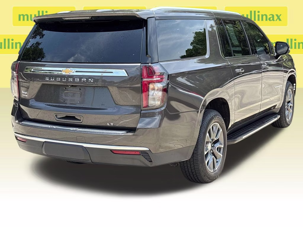 2021 Graywood Metallic Chevrolet Suburban LT RWD SUV