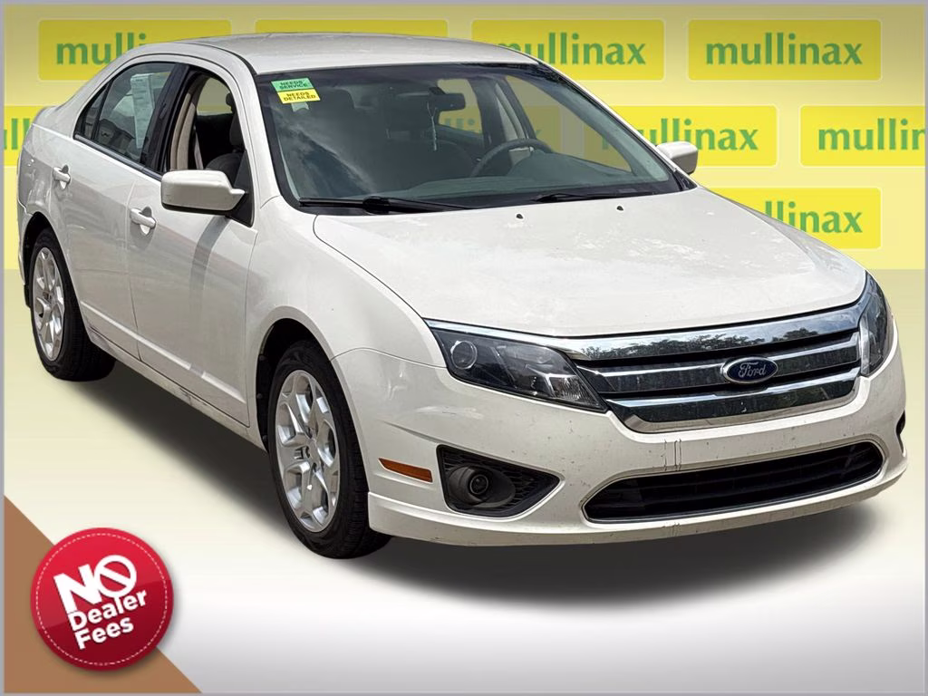 2010 White Suede Ford Fusion SE FWD Sedan
