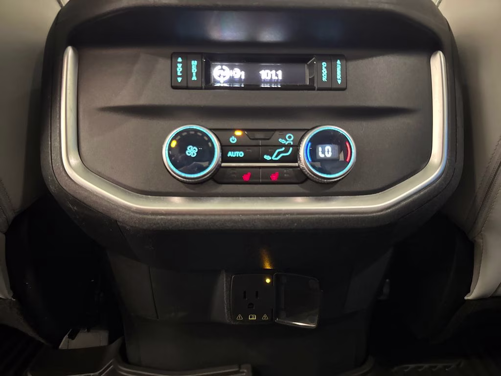 2025 Dark Matter Gray Metallic Ford Expedition Platinum 4X4 SUV