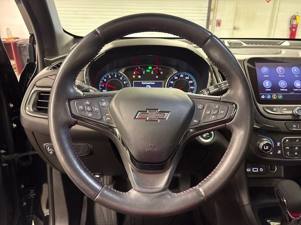 2022 Mosaic Black Metallic Chevrolet Equinox RS FWD SUV
