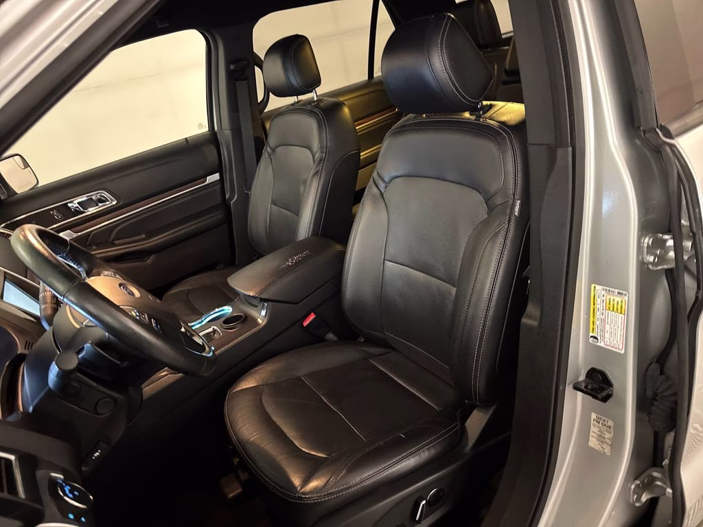 2016 Ingot Silver Metallic Ford Explorer Limited FWD SUV
