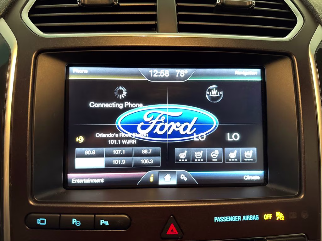 2016 Ingot Silver Metallic Ford Explorer Limited FWD SUV