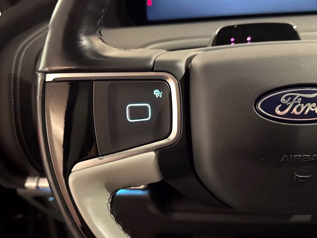 2025 Dark Matter Gray Metallic Ford Expedition Platinum 4X4 SUV