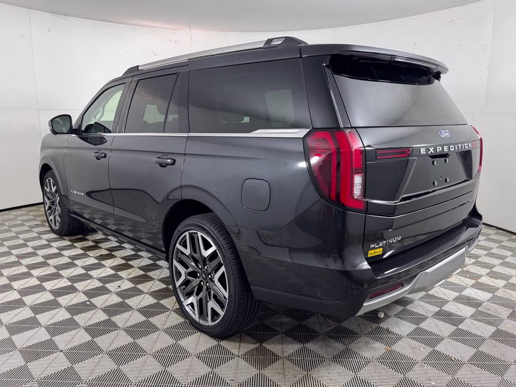 2025 Dark Matter Gray Metallic Ford Expedition Platinum 4X4 SUV