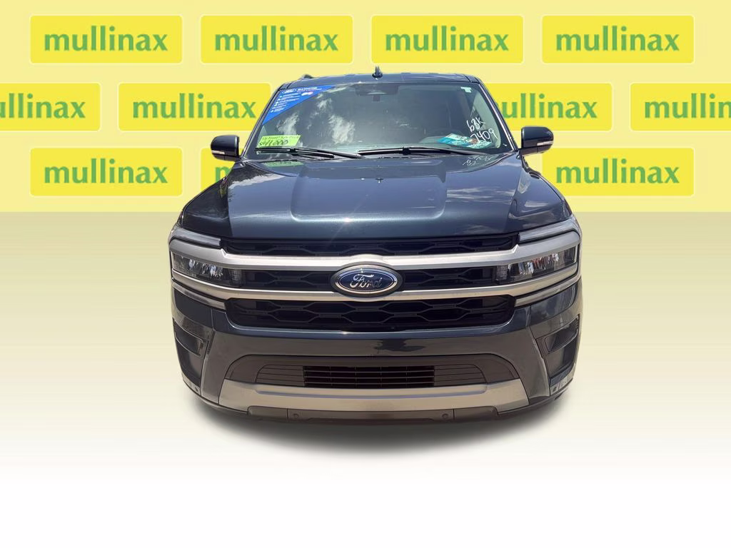 2023 Blue Metallic Ford Expedition XLT RWD SUV