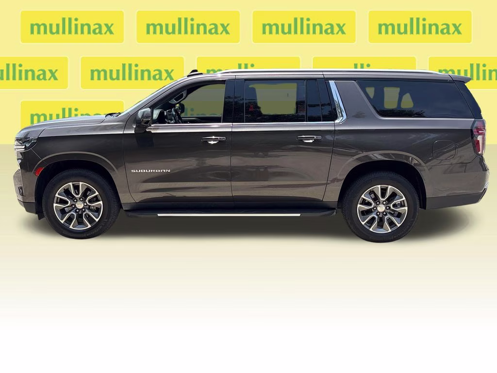 2021 Graywood Metallic Chevrolet Suburban LT RWD SUV