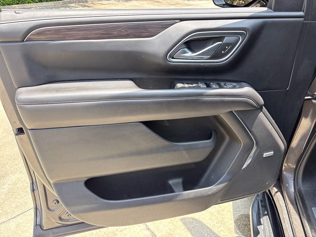 2021 Graywood Metallic Chevrolet Suburban LT RWD SUV