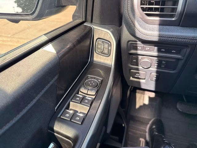 2022 Carbonized Gray Metallic Ford F-150 Lightning Lariat AWD Truck