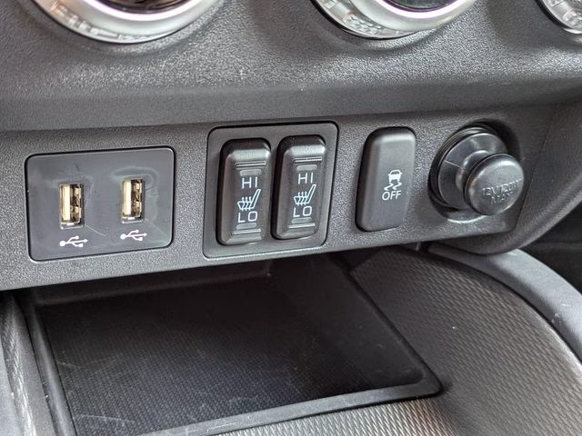 2025 Orange Mitsubishi Outlander Sport 2.0 LE 4X4 SUV