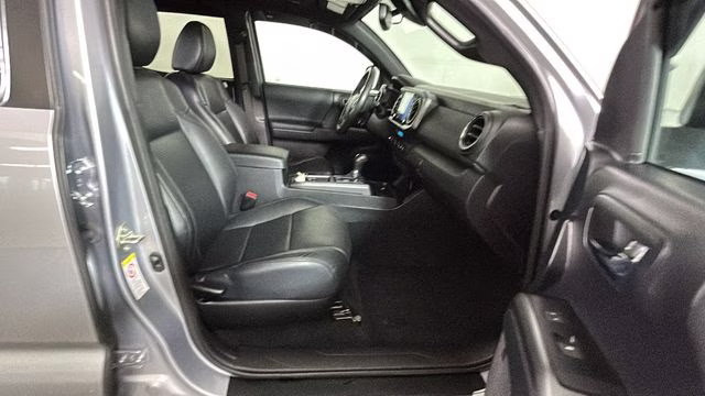 2020 Silver Sky Metallic Toyota Tacoma TRD Sport 4X4 Truck