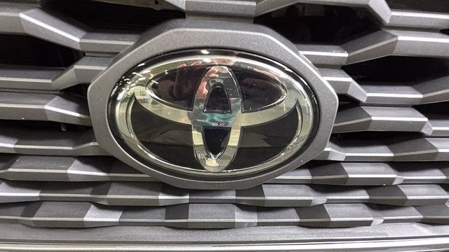 2020 Silver Sky Metallic Toyota Tacoma TRD Sport 4X4 Truck