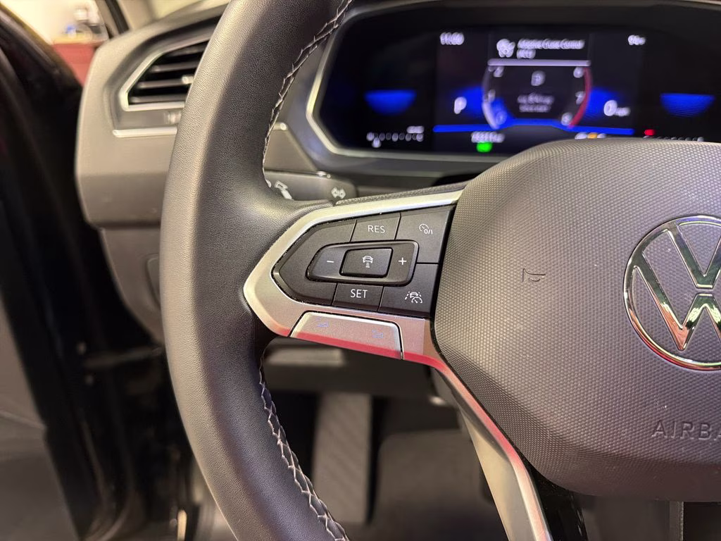 2023 Deep Black Volkswagen Tiguan 2.0T SE FWD SUV