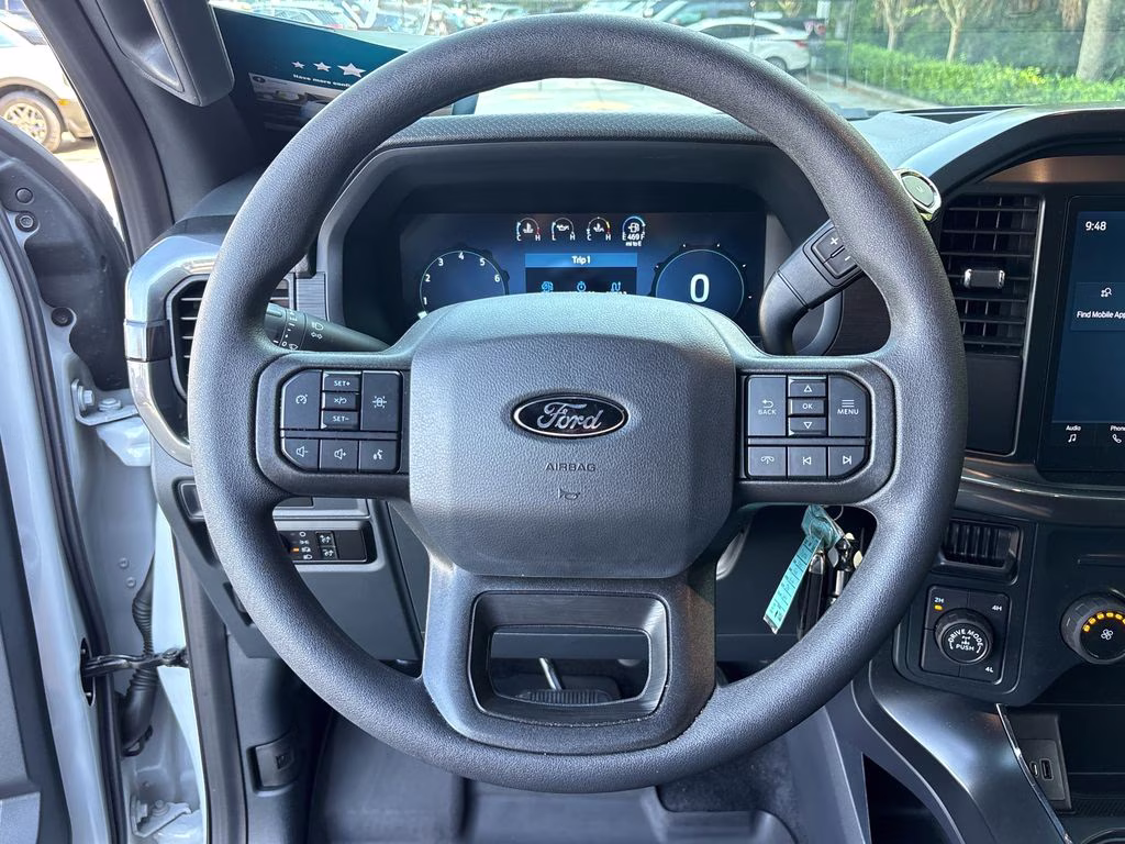 2025 White Metallic Ford F-150 STX 4X4 Truck
