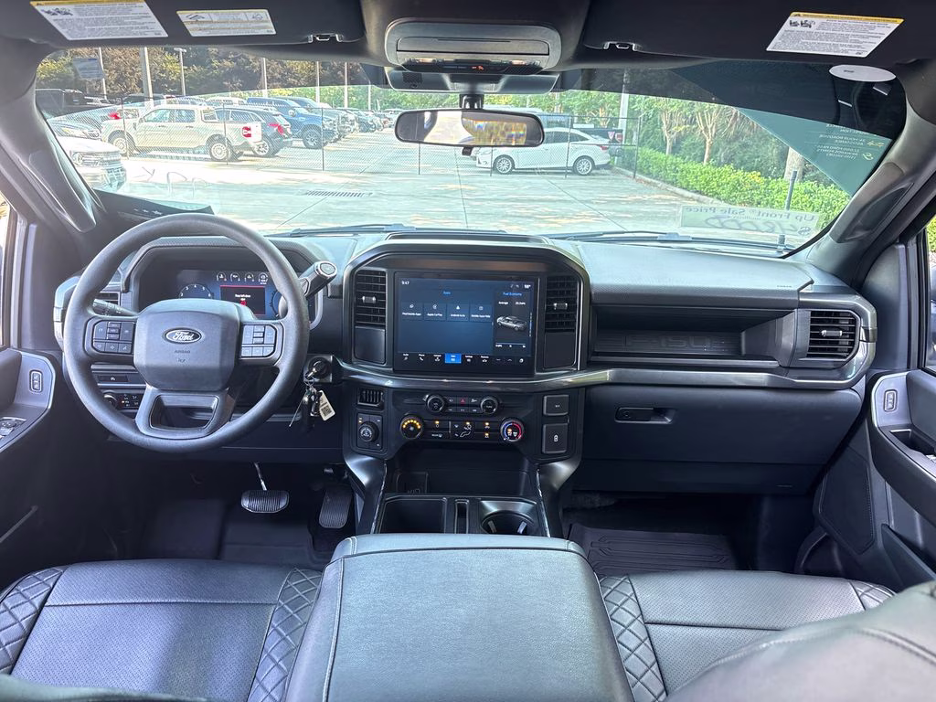 2025 White Metallic Ford F-150 STX 4X4 Truck