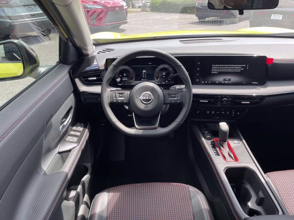 2026 Yuzu Yellow/Super Black Nissan Kicks SR FWD SUV