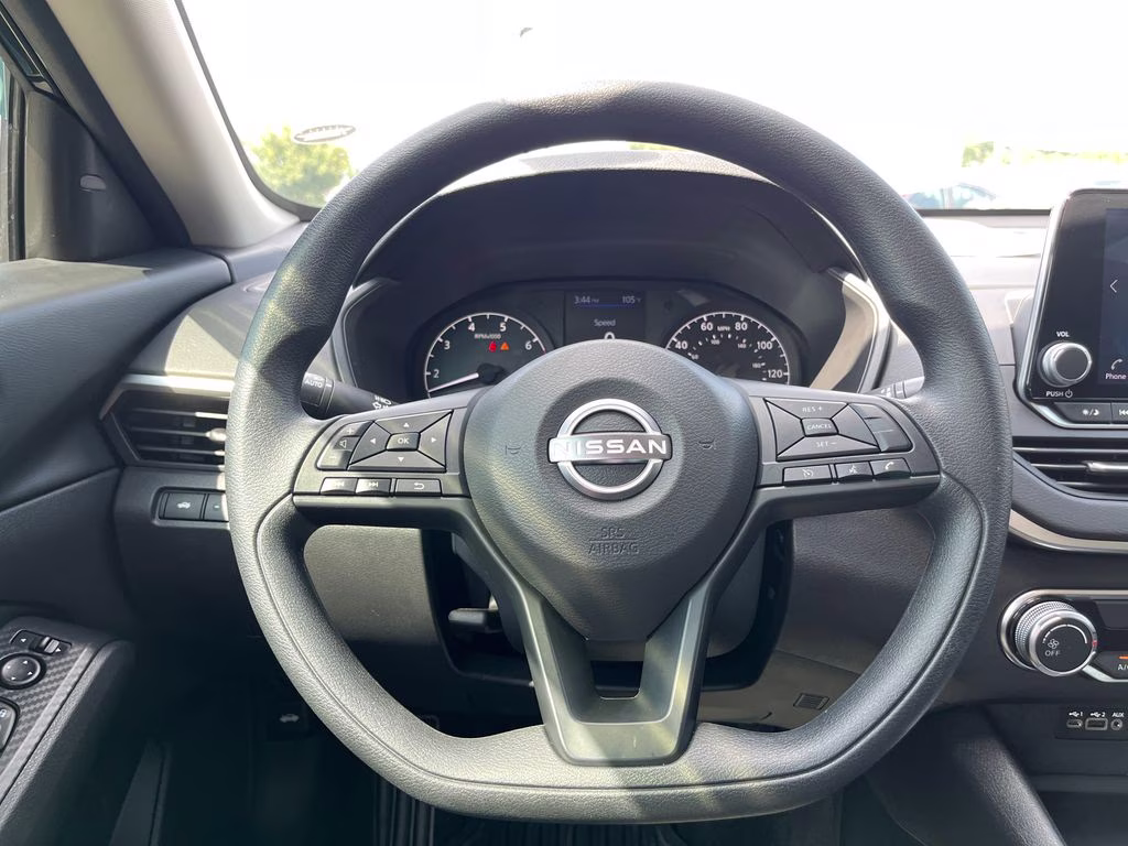 2025 Super Black Clearcoat Nissan Altima 2.5 S FWD Sedan