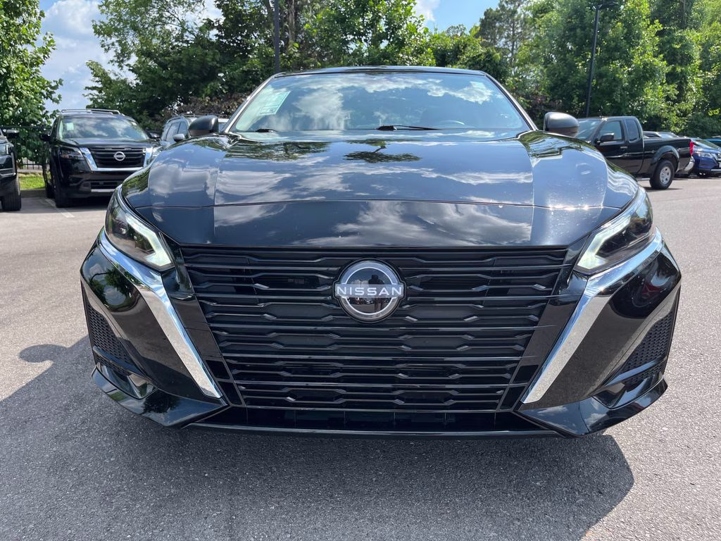 2025 Super Black Clearcoat Nissan Altima 2.5 S FWD Sedan