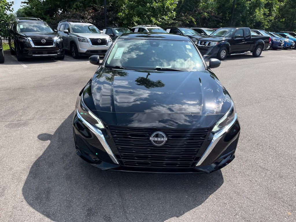 2025 Super Black Clearcoat Nissan Altima 2.5 S FWD Sedan