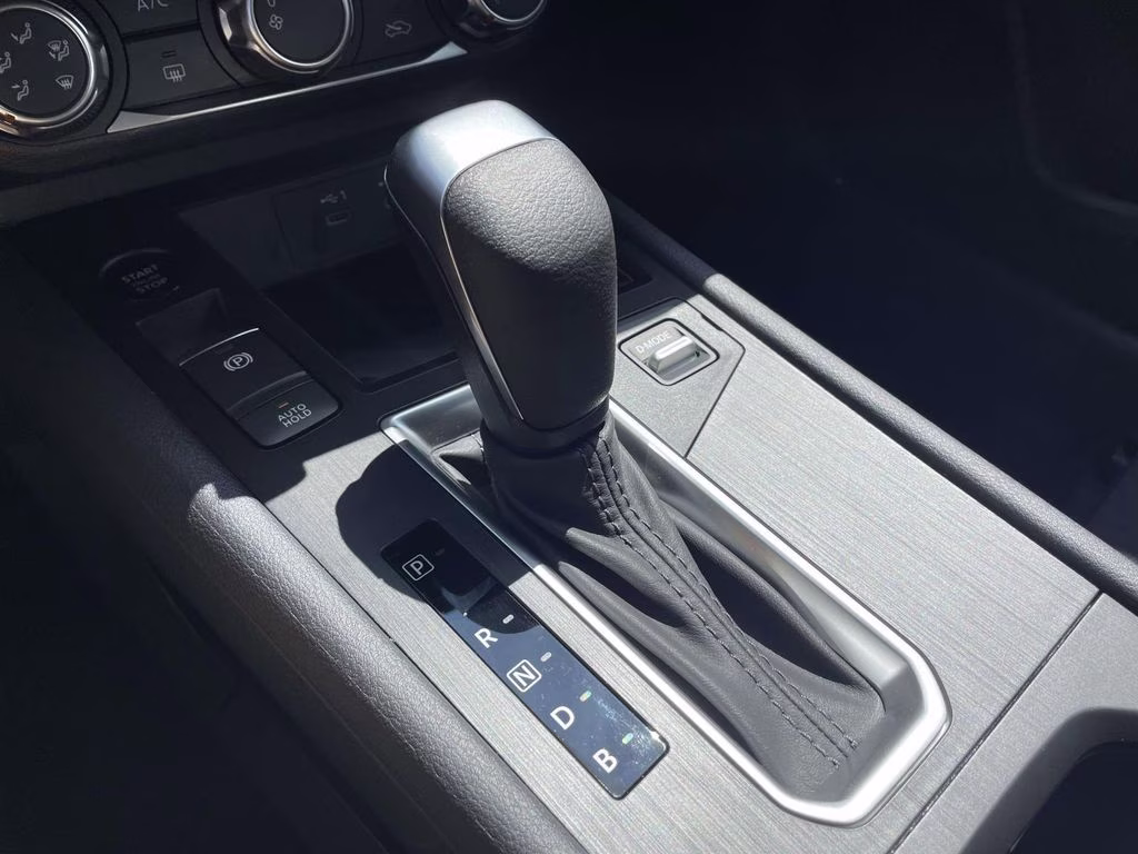 2026 Super Black Nissan Kicks S FWD SUV