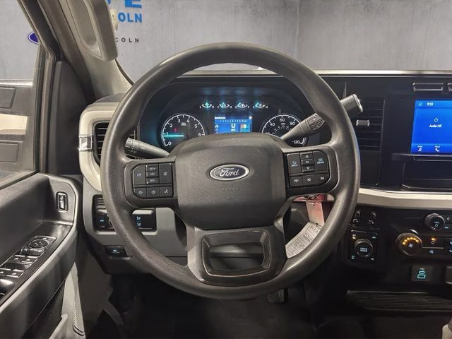 2024 Oxford White Ford Super Duty F-250 SRW XLT 4X4 Truck