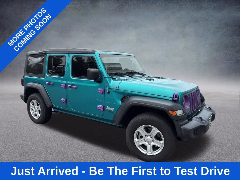 2019 Bikini Pearlcoat Jeep Wrangler Unlimited Sport S 4X4 SUV