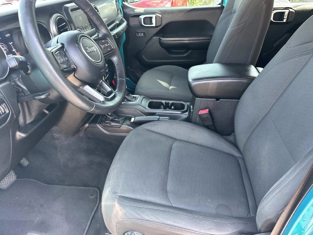 2019 Bikini Pearlcoat Jeep Wrangler Unlimited Sport S 4X4 SUV