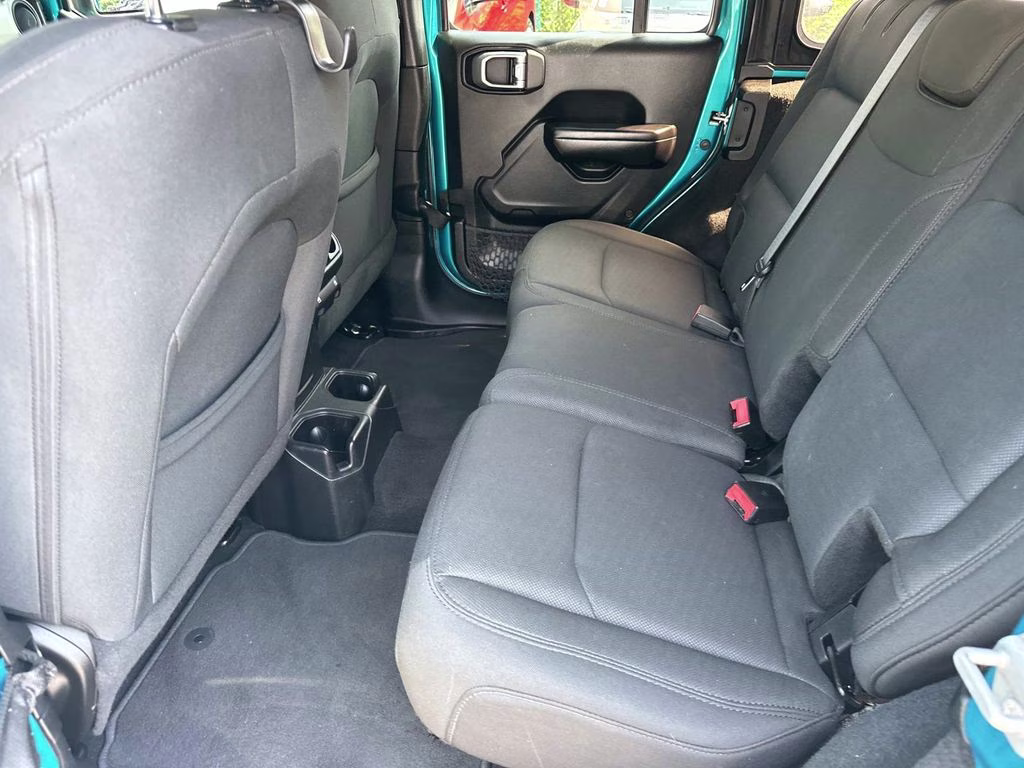 2019 Bikini Pearlcoat Jeep Wrangler Unlimited Sport S 4X4 SUV