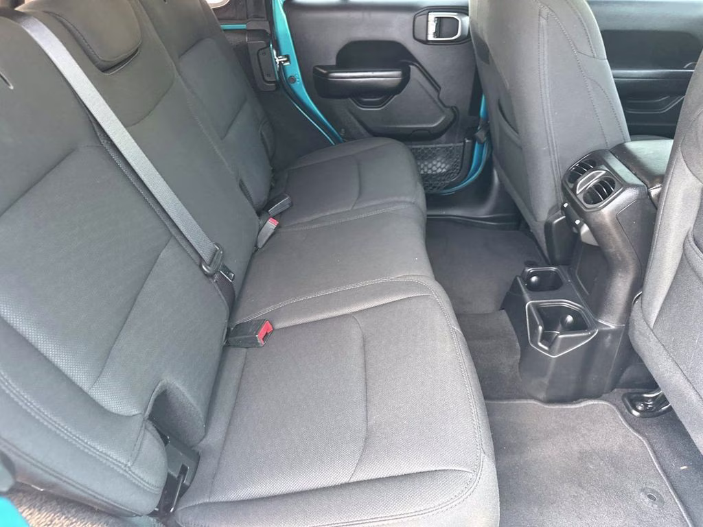 2019 Bikini Pearlcoat Jeep Wrangler Unlimited Sport S 4X4 SUV
