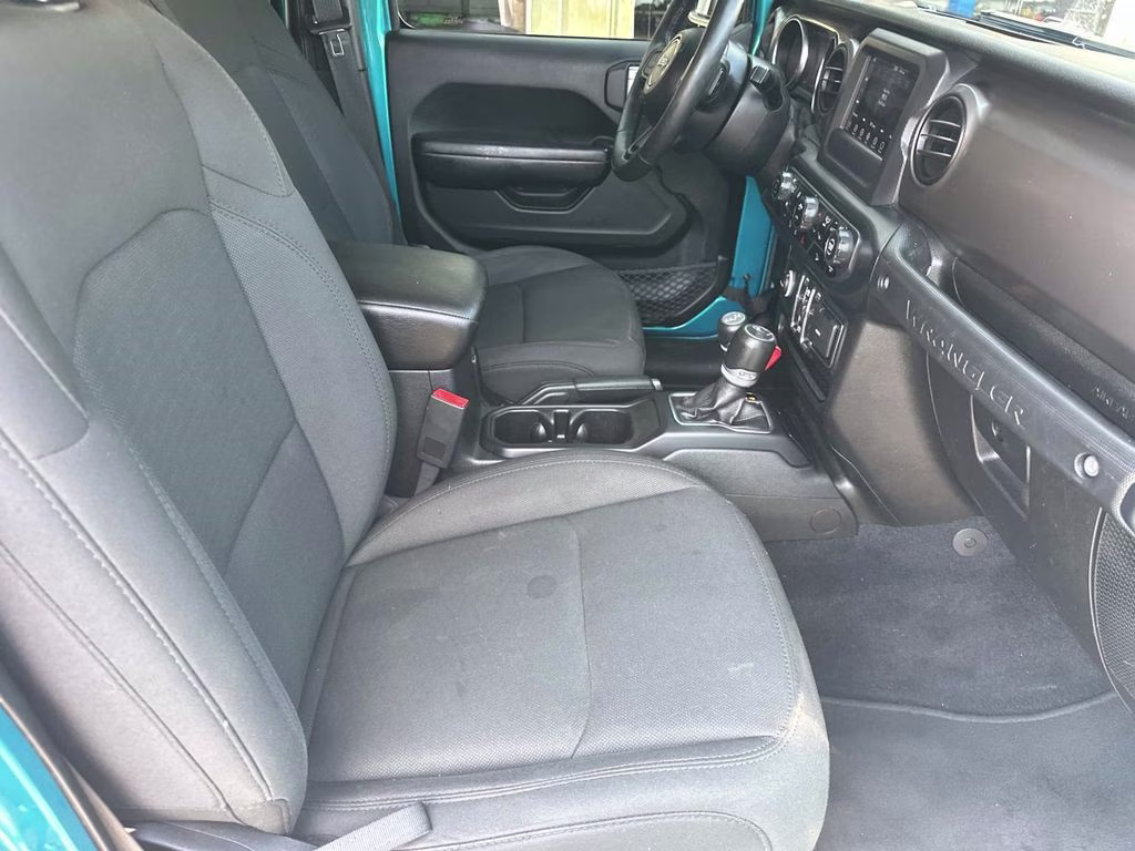 2019 Bikini Pearlcoat Jeep Wrangler Unlimited Sport S 4X4 SUV