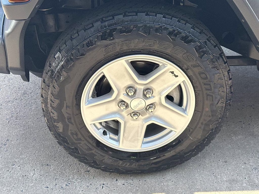 2019 Bikini Pearlcoat Jeep Wrangler Unlimited Sport S 4X4 SUV