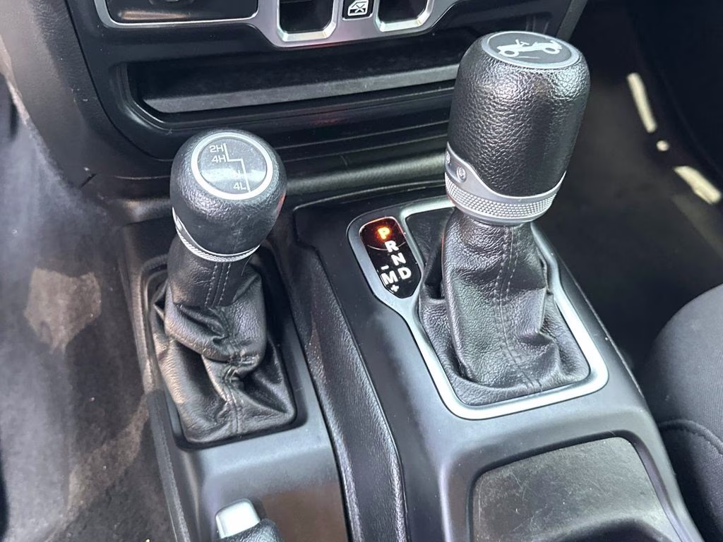 2019 Bikini Pearlcoat Jeep Wrangler Unlimited Sport S 4X4 SUV
