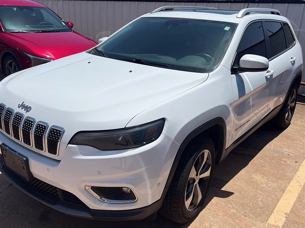 2021 Bright White Clearcoat Jeep Cherokee Limited 4X4 SUV
