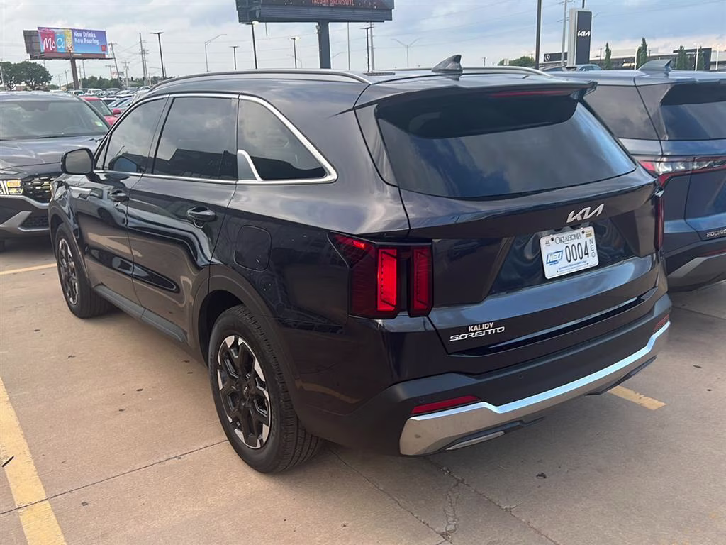 2025 Panthera Metal Kia Sorento S FWD SUV