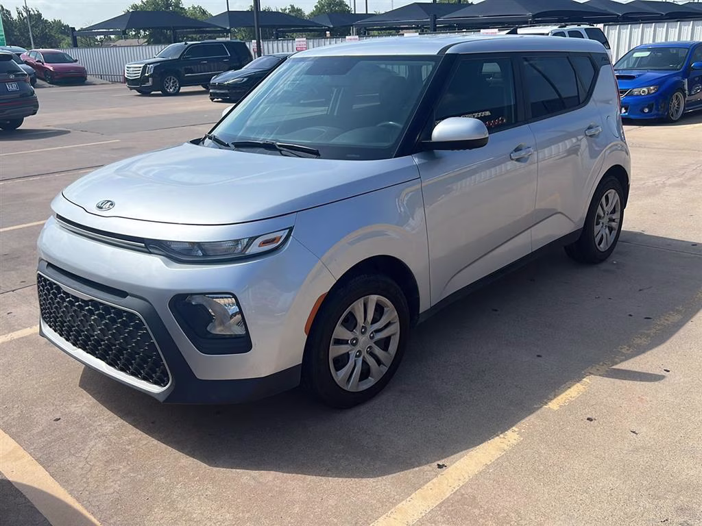 2020 Sparkling Silver Kia Soul LX FWD Hatchback