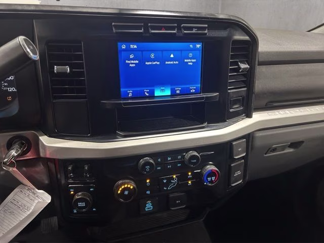 2024 Oxford White Ford Super Duty F-250 SRW XLT 4X4 Truck