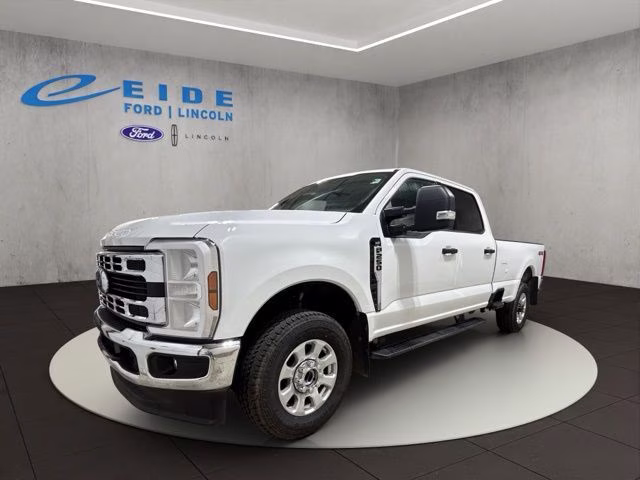 2024 Oxford White Ford Super Duty F-250 SRW XLT 4X4 Truck