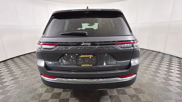 2024 Baltic Gray Metallic Clearcoat Jeep Grand Cherokee 4xe 4X4 SUV