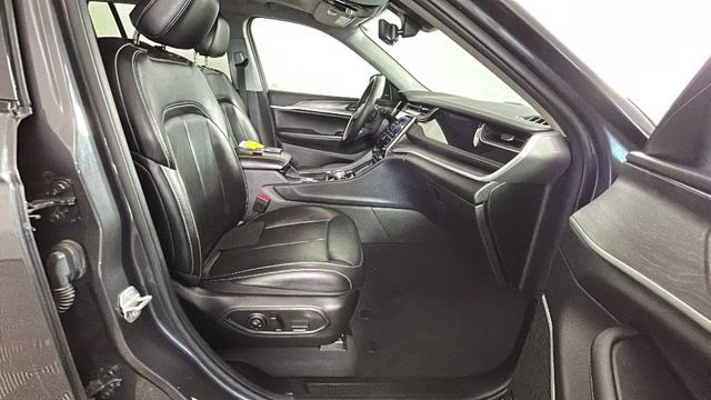 2024 Baltic Gray Metallic Clearcoat Jeep Grand Cherokee 4xe 4X4 SUV