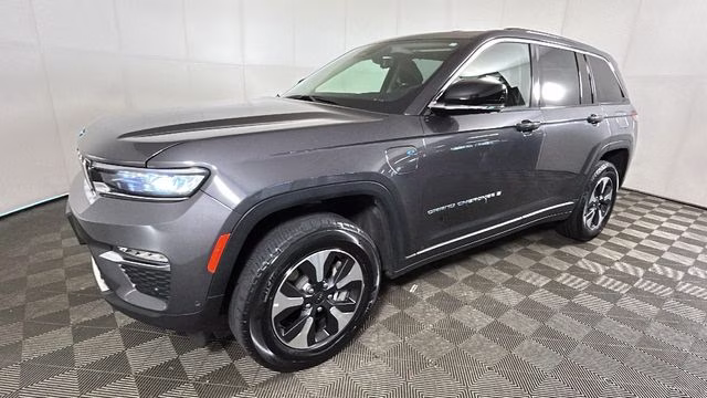 2024 Baltic Gray Metallic Clearcoat Jeep Grand Cherokee 4xe 4X4 SUV