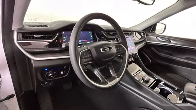 2023 Bright White Clearcoat Jeep Grand Cherokee 4xe 4X4 SUV