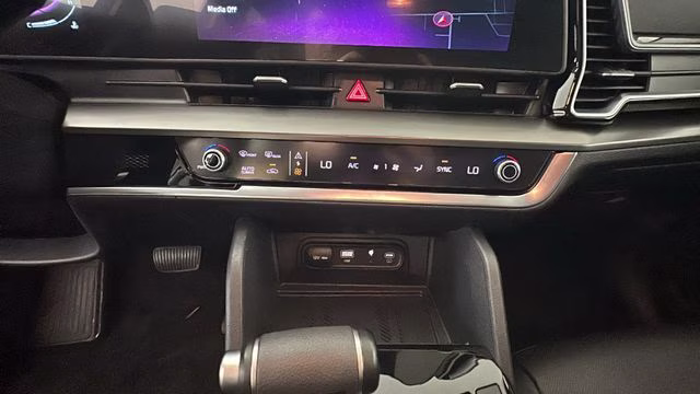 2025 Ebony Black Kia Sportage EX FWD SUV