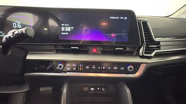 2025 Ebony Black Kia Sportage EX FWD SUV