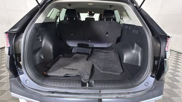 2025 Ebony Black Kia Sportage EX FWD SUV