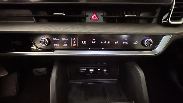 2024 Dawning Red Kia Sportage X-Line AWD SUV
