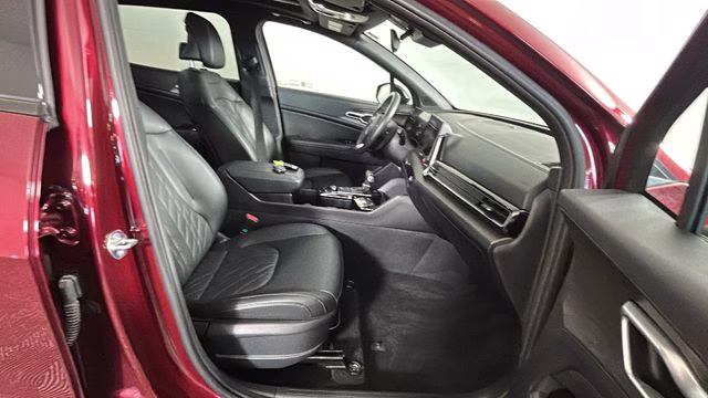 2024 Dawning Red Kia Sportage X-Line AWD SUV