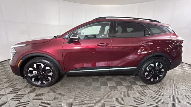 2024 Dawning Red Kia Sportage X-Line AWD SUV