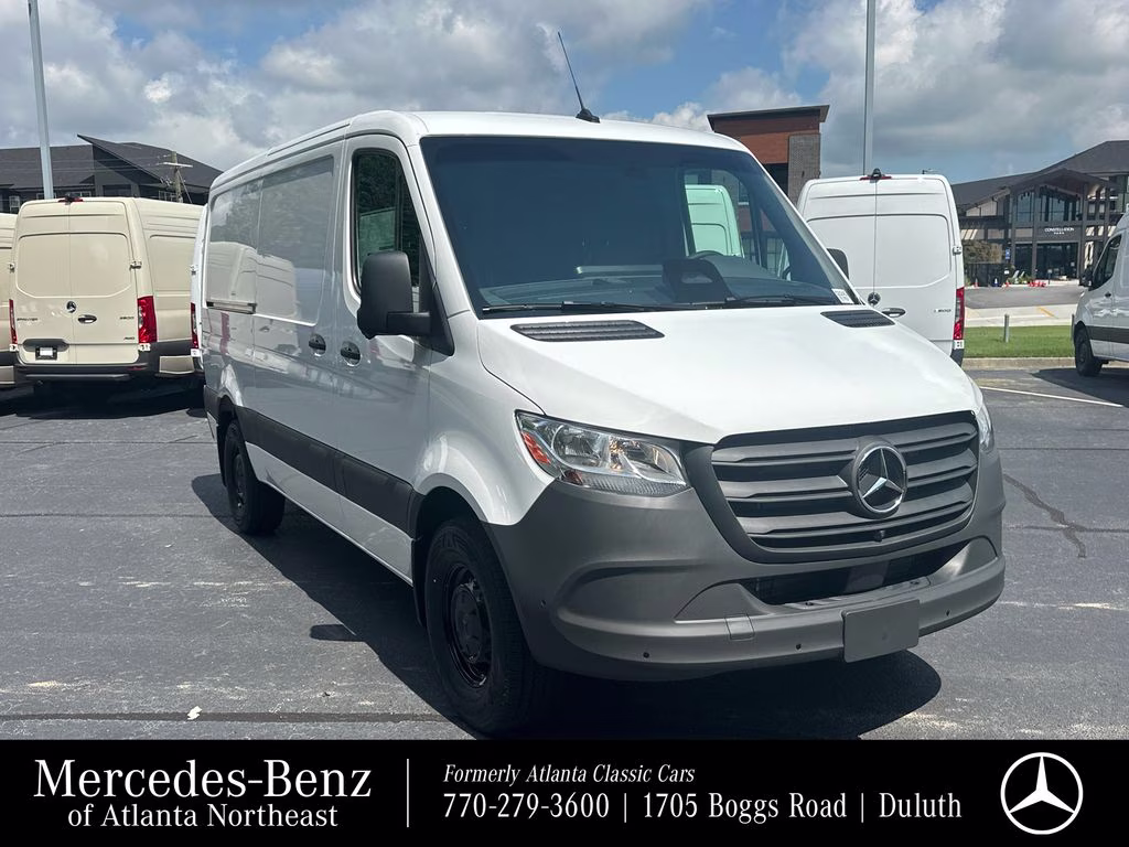 2026 Artic White Mercedes-Benz Sprinter 2500 Cargo 144 WB RWD Van